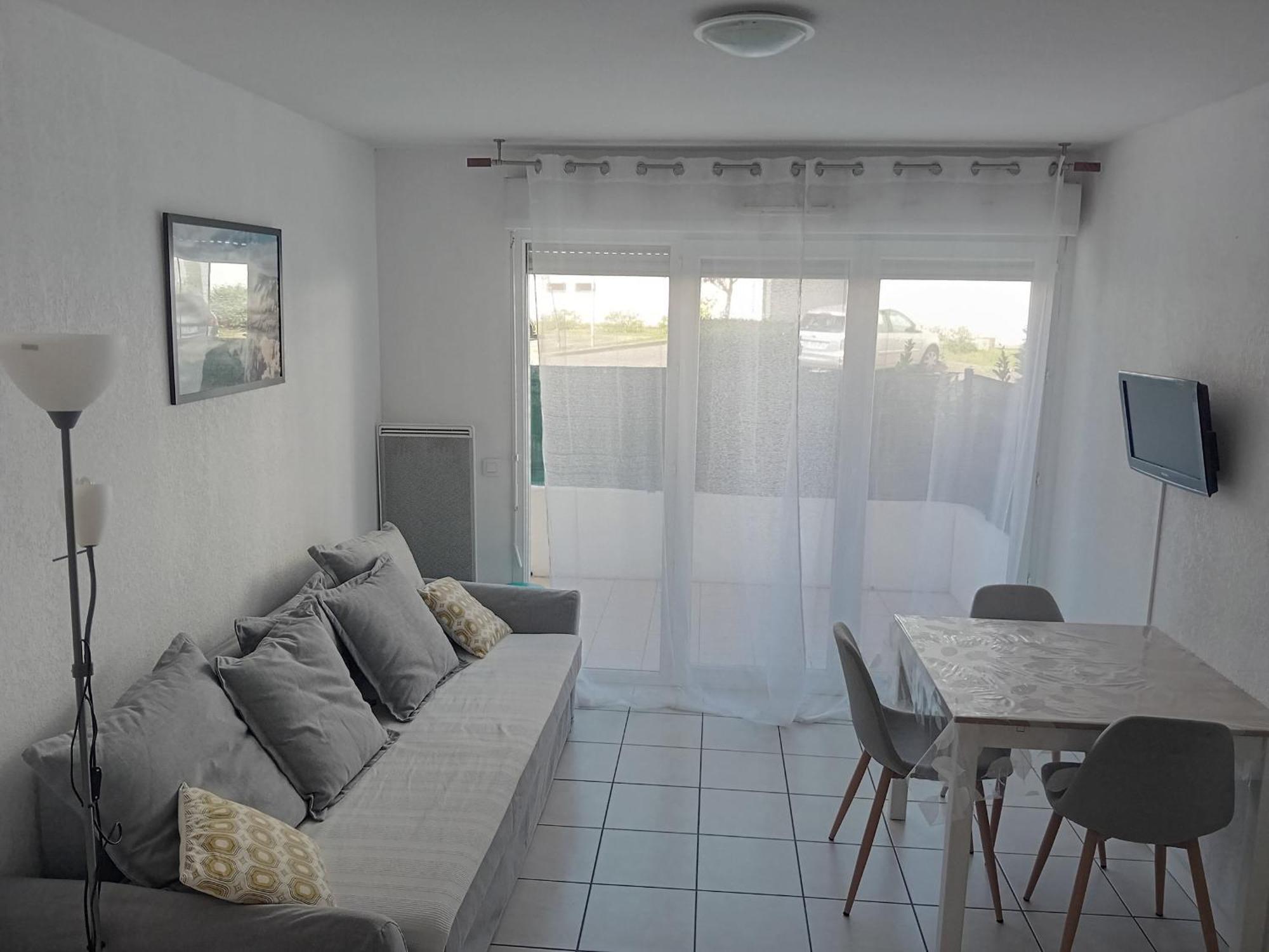 Calme T2 Avec Terrasse A Hendaye, Proche Plage - Fr-1-239-780 Exterior photo